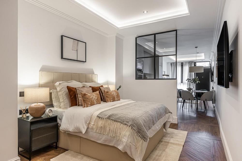 Dobo Madrid Retiro Apartamento